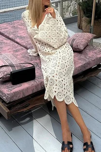 Sexy Solid Embroidered V Neck One Step Skirt Dresses